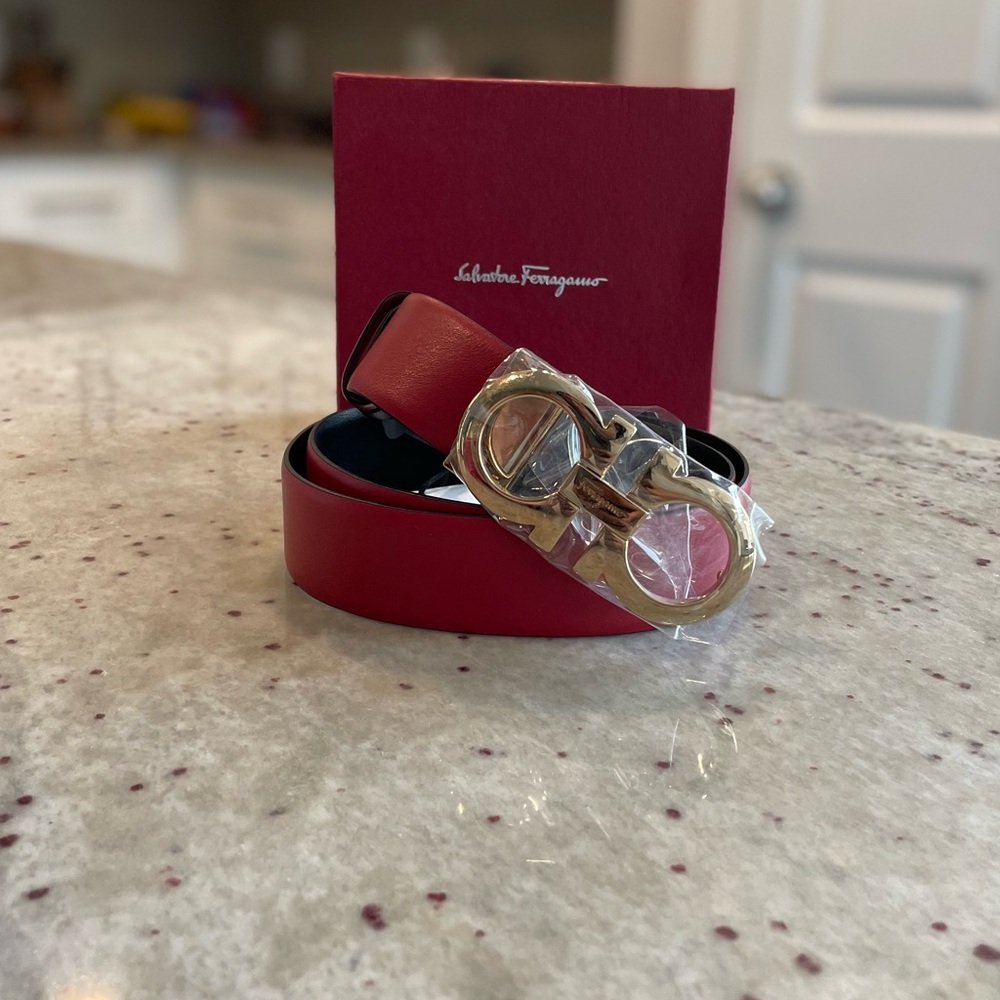 Salvatore Ferragamo Reversible & Adjustable Belt, Red/Black